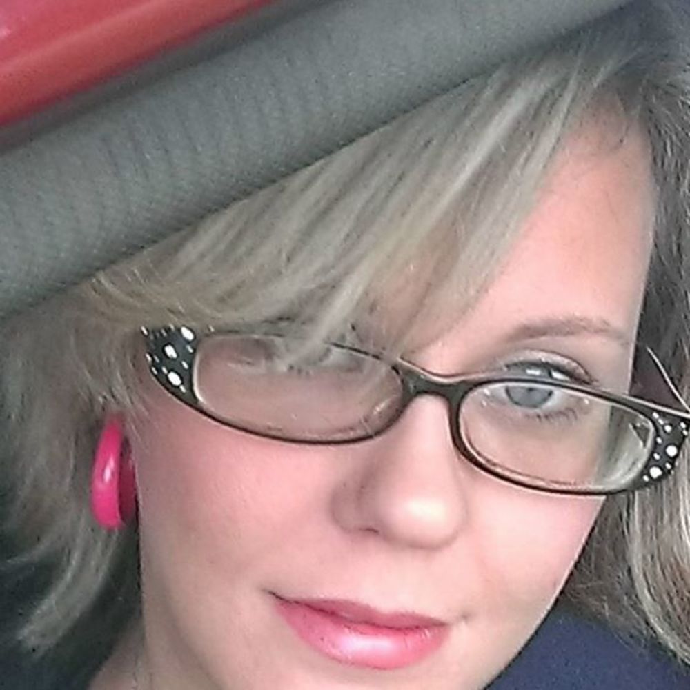 Meet your Posher, Lacey